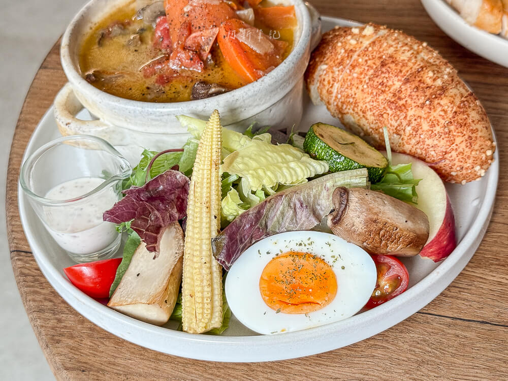 餐桌上的時光,台中早午餐,台中美食,台中大里美食,大里早午餐,台中咖啡廳,寵物友善餐廳 餐桌上的時光,台中早午餐,台中美食,台中大里美食,大里早午餐,台中咖啡廳,寵物友善餐廳