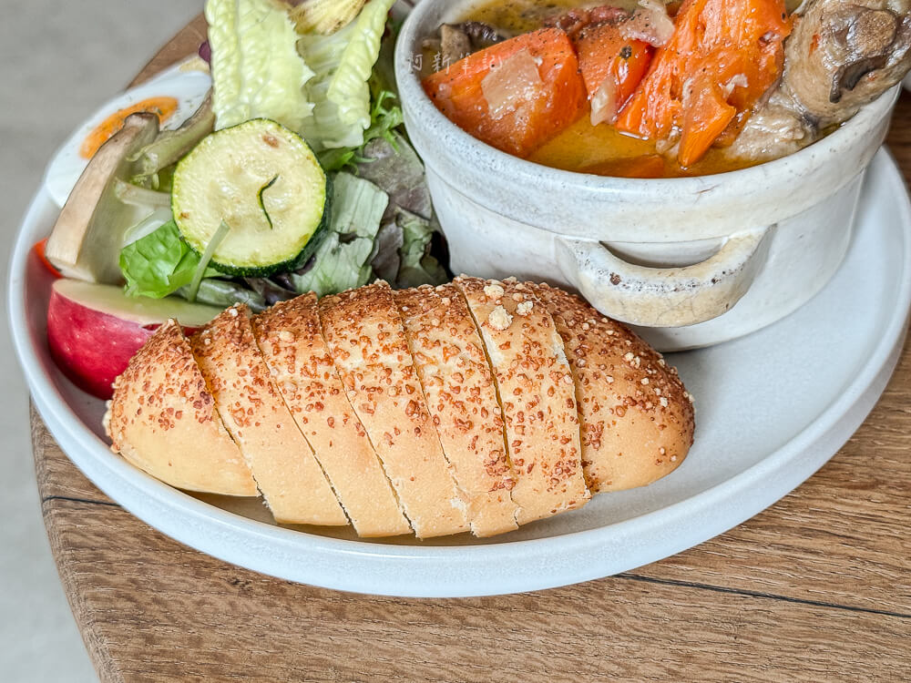 餐桌上的時光,台中早午餐,台中美食,台中大里美食,大里早午餐,台中咖啡廳,寵物友善餐廳 餐桌上的時光,台中早午餐,台中美食,台中大里美食,大里早午餐,台中咖啡廳,寵物友善餐廳