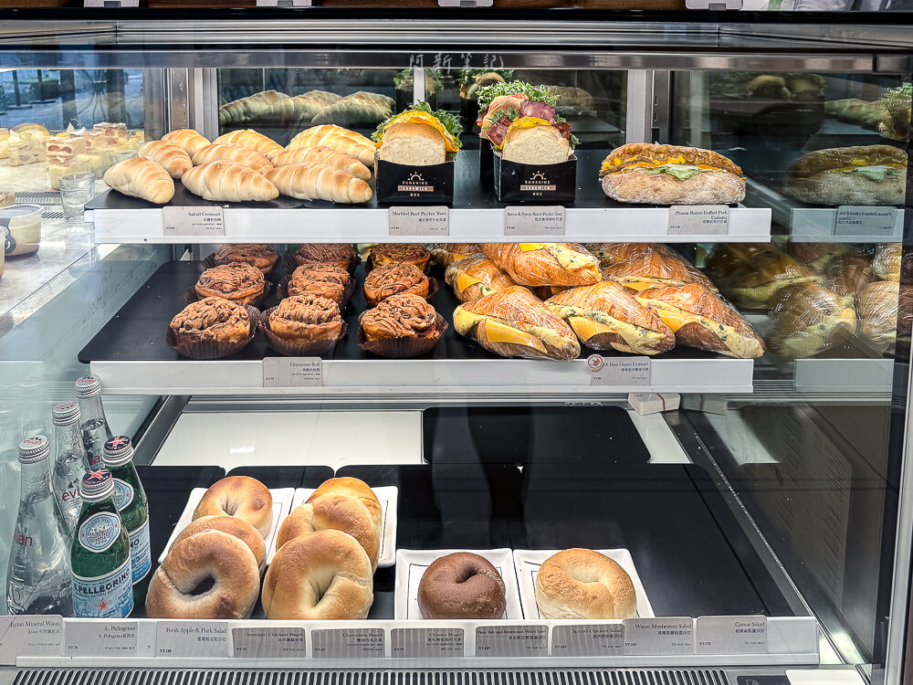 MINI.D COFFEE綠川館,mini d coffee綠川,迷你d咖啡綠川,台中咖啡廳,台中美食,綠川景點,台中火車站,綠川