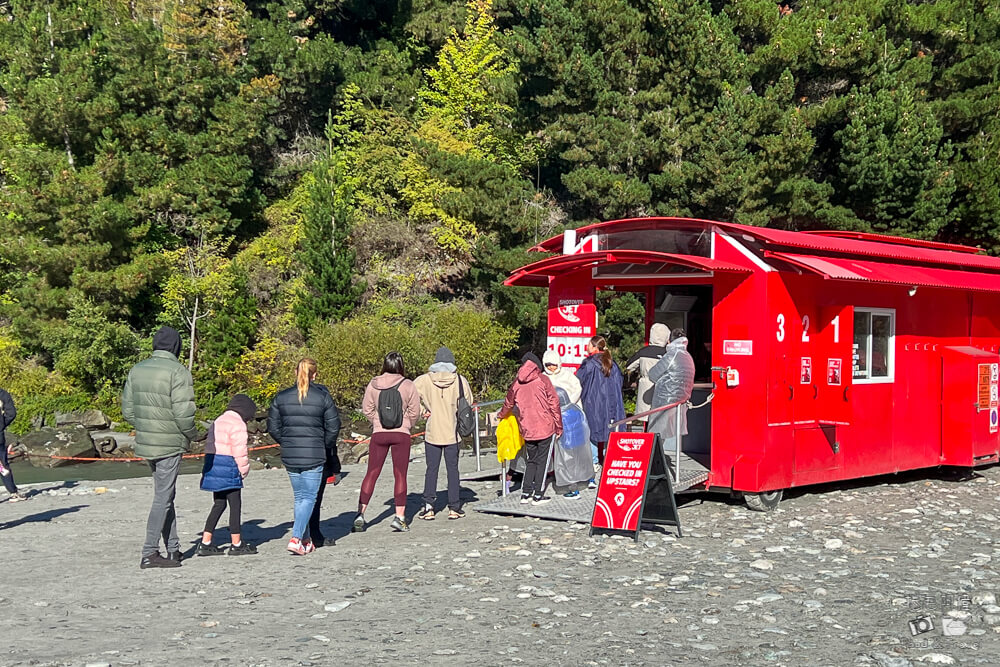 Shotover Jet,Shotover Jet皇后鎮,沙特歐瓦噴射快艇,沙特歐瓦河峽谷快艇,皇后鎮噴射快艇,皇后鎮旅遊推薦,皇后鎮極限運動,皇后鎮行程,紐西蘭南島景點,紐西蘭噴射快艇,紐西蘭皇后鎮Shotover @捲毛阿偉 皇后鎮噴射快艇,Shotover Jet,紐西蘭噴射快艇,沙特歐瓦噴射快艇,紐西蘭皇后鎮Shotover,皇后鎮極限運動,Shotover Jet皇后鎮,紐西蘭南島景點,皇后鎮旅遊推薦,沙特歐瓦河峽谷快艇,皇后鎮行程,皇后鎮噴射快艇門票