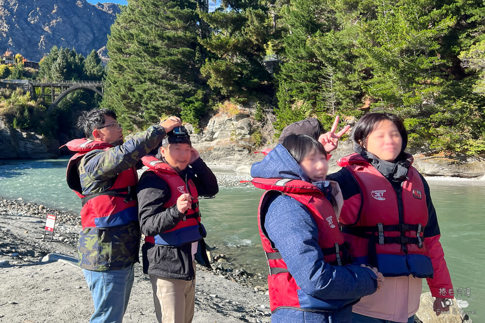 Shotover Jet,Shotover Jet皇后鎮,沙特歐瓦噴射快艇,沙特歐瓦河峽谷快艇,皇后鎮噴射快艇,皇后鎮旅遊推薦,皇后鎮極限運動,皇后鎮行程,紐西蘭南島景點,紐西蘭噴射快艇,紐西蘭皇后鎮Shotover @捲毛阿偉 皇后鎮噴射快艇,Shotover Jet,紐西蘭噴射快艇,沙特歐瓦噴射快艇,紐西蘭皇后鎮Shotover,皇后鎮極限運動,Shotover Jet皇后鎮,紐西蘭南島景點,皇后鎮旅遊推薦,沙特歐瓦河峽谷快艇,皇后鎮行程,皇后鎮噴射快艇門票