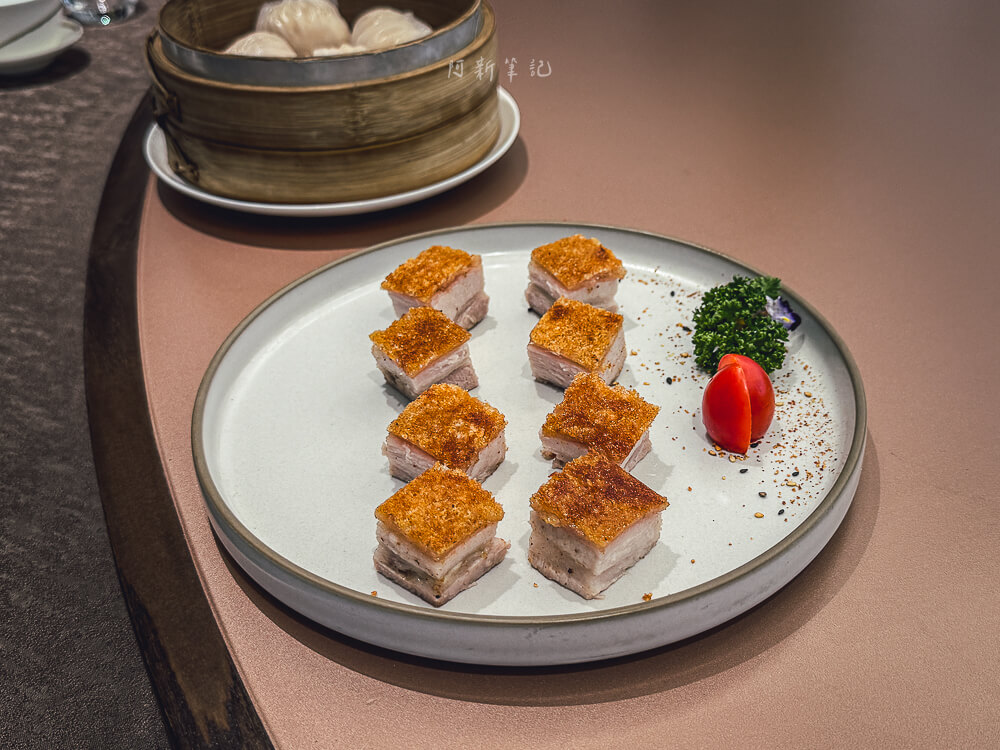 朧粵,台北粵菜,台北美食,大直美食,米其林,粵菜,港式料理,烤鴨 朧粵,台北粵菜,台北美食,大直美食,米其林,粵菜,港式料理,烤鴨