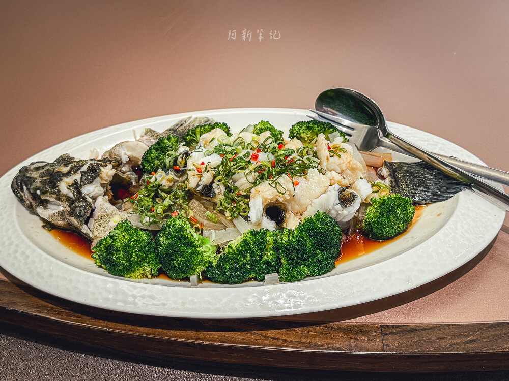朧粵,台北粵菜,台北美食,大直美食,米其林,粵菜,港式料理,烤鴨 朧粵,台北粵菜,台北美食,大直美食,米其林,粵菜,港式料理,烤鴨