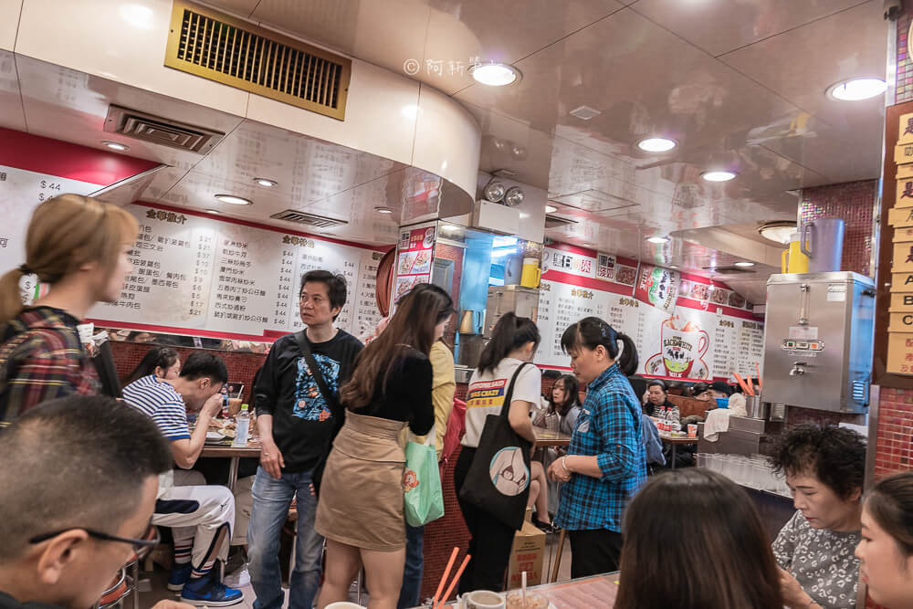 香港必吃菠蘿油金的旺角金華冰廳