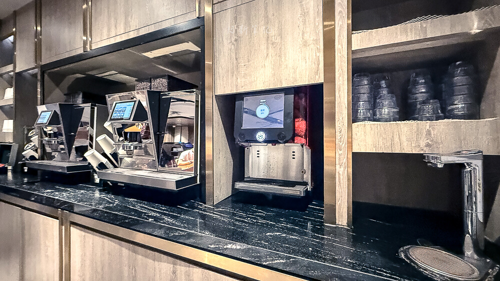 Plaza Premium Lounge,香港環亞機場貴賓室,HKG Plaza Premium Lounge,香港貴賓室,香港機場貴賓室,環亞貴賓室,Plaza Premium Lounge Gate 1