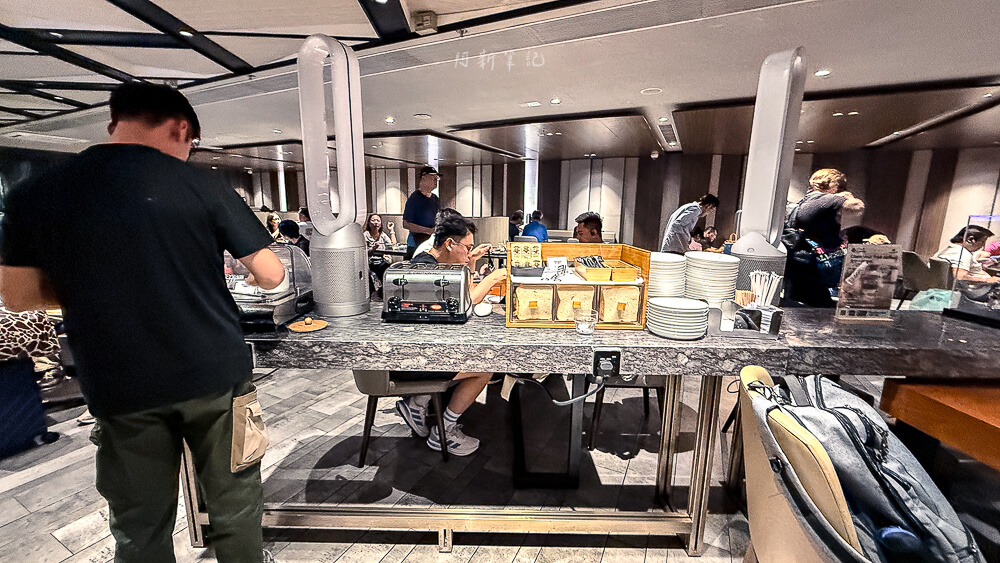 Plaza Premium Lounge,香港環亞機場貴賓室,HKG Plaza Premium Lounge,香港貴賓室,香港機場貴賓室,環亞貴賓室,Plaza Premium Lounge Gate 1