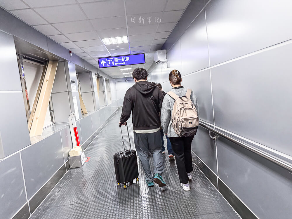桃園機場電車,桃園機場第一航廈電車,桃園機場第二航廈電車,桃園機場skytrain,桃園機場交通,桃園機場航廈接駁 桃園機場電車,桃園機場第一航廈電車,桃園機場第二航廈電車,桃園機場skytrain,桃園機場交通,桃園機場航廈接駁
