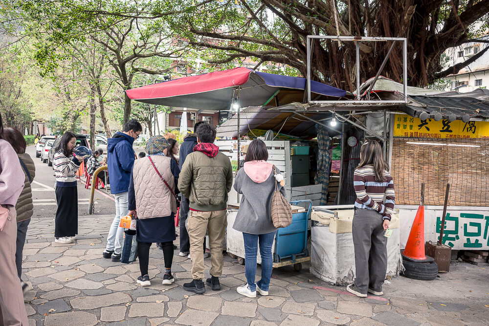 綠色臭豆腐,宜蘭美食,礁溪美食推薦,綠色臭豆腐評價,礁溪必吃小吃,宜蘭特色臭豆腐,青草綠色臭豆腐,礁溪下午茶推薦,宜蘭礁溪排隊美食 綠色臭豆腐,宜蘭美食,礁溪美食推薦,綠色臭豆腐評價,礁溪必吃小吃,宜蘭特色臭豆腐,青草綠色臭豆腐,礁溪下午茶推薦,宜蘭礁溪排隊美食