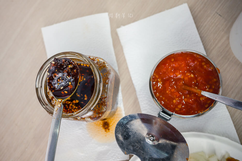 綠色臭豆腐,宜蘭美食,礁溪美食推薦,綠色臭豆腐評價,礁溪必吃小吃,宜蘭特色臭豆腐,青草綠色臭豆腐,礁溪下午茶推薦,宜蘭礁溪排隊美食