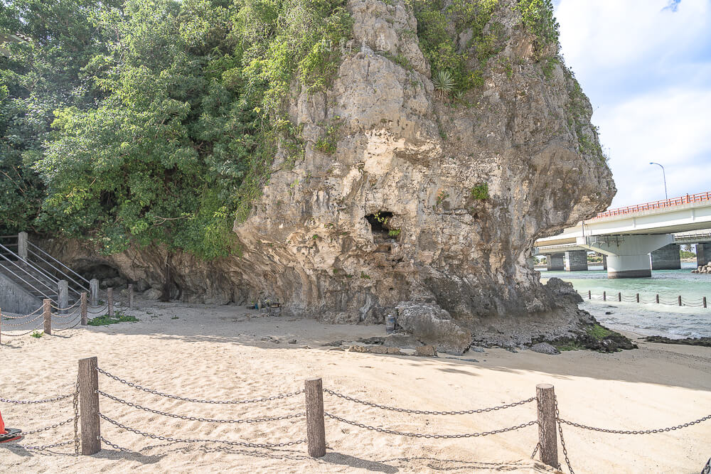 波上宮,波上宮停留時間,波上宮附近美食,波上宮附近景點,波上宮海灘開放時間,波上宮交通,波上宮官網,波上宮介紹,波上宮御守,沖繩景點
