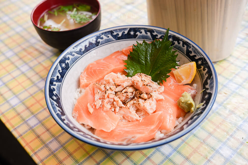 東京上野 みなとや 鮭魚丼與味噌湯套餐