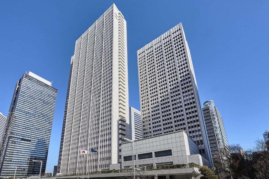 京王廣場大飯店外觀與 Club Lounge 景觀
