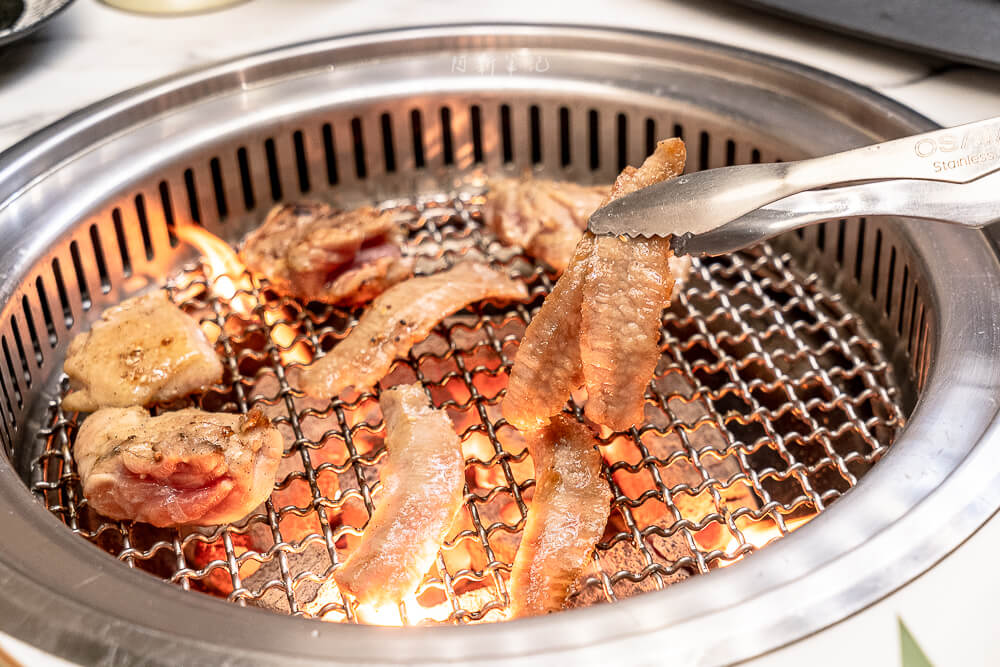 高雄 禪燒肉 炭火烤肉特寫