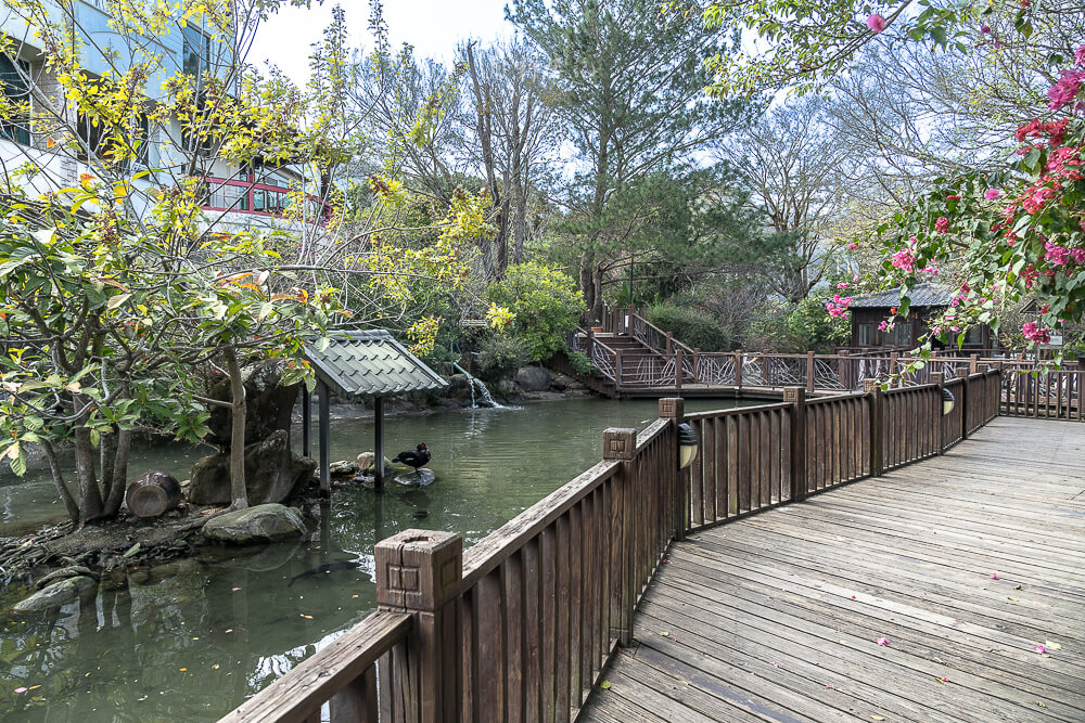 苗栗景點,苗栗觀光工廠,苗栗大湖景點,苗栗好好玩,大湖景點,苗栗莊園,苗栗親子景點,巧克力雲莊,苗栗室內景點,苗栗大湖,苗栗大湖城堡,苗栗巧克力雲莊,苗栗,草莓冰淇淋,巧克力夢想館,苗栗草莓,巧克力歐風城堡,苗栗主題故事館,苗栗好玩親子景點,苗栗主題休閒園區,苗栗巧克力故事館,苗栗大湖景點推薦 苗栗景點,苗栗觀光工廠,苗栗大湖景點,苗栗好好玩,大湖景點,苗栗莊園,苗栗親子景點,巧克力雲莊,苗栗室內景點,苗栗大湖,苗栗大湖城堡,苗栗巧克力雲莊,苗栗,草莓冰淇淋,巧克力夢想館,苗栗草莓,巧克力歐風城堡,苗栗主題故事館,苗栗好玩親子景點,苗栗主題休閒園區,苗栗巧克力故事館,苗栗大湖景點推薦