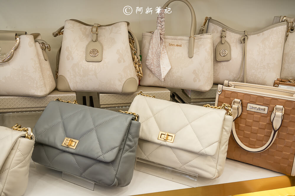 LN精品皮件,LN精品皮件大甲店,台中特賣,台中特賣會,行李箱,行李箱特賣,皮包,包包,工作包,背包 LN精品皮件,LN精品皮件大甲店,台中特賣,台中特賣會,行李箱,行李箱特賣,皮包,包包,工作包,背包