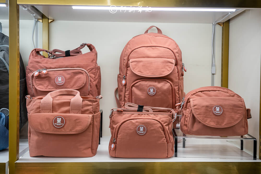 LN精品皮件,LN精品皮件大甲店,台中特賣,台中特賣會,行李箱,行李箱特賣,皮包,包包,工作包,背包 LN精品皮件,LN精品皮件大甲店,台中特賣,台中特賣會,行李箱,行李箱特賣,皮包,包包,工作包,背包