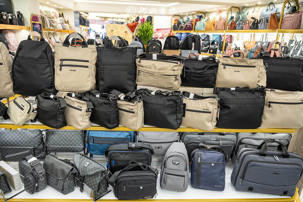 LN精品皮件,LN精品皮件大甲店,台中特賣,台中特賣會,行李箱,行李箱特賣,皮包,包包,工作包,背包 LN精品皮件,LN精品皮件大甲店,台中特賣,台中特賣會,行李箱,行李箱特賣,皮包,包包,工作包,背包