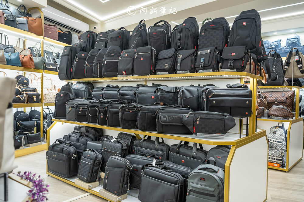 LN精品皮件,LN精品皮件大甲店,台中特賣,台中特賣會,行李箱,行李箱特賣,皮包,包包,工作包,背包