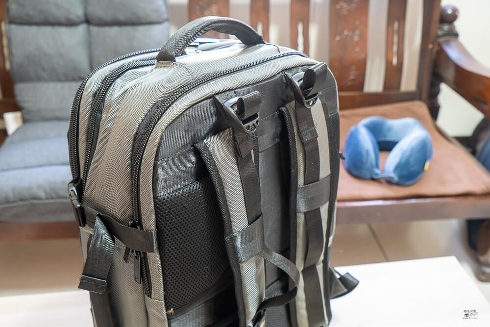 2026旅行後背包推薦,2026旅遊好物推薦,2026旅遊小物推薦,2026飛機枕推薦,Travel Blue 後背包,Travel Blue 收納袋,Travel Blue 旅行袋,Travel Blue 旅行頸枕,Travel Blue 特大型旅行摺疊袋,Travel Blue 藍旅,Travel Blue 飛機枕,出國必備好物,搭飛機必備,旅行收納好物,旅行背包推薦,旅遊必備好物 @捲毛阿偉 Travel Blue 藍旅,Travel Blue 後背包,Travel Blue 旅行頸枕,Travel Blue 飛機枕,Travel Blue 特大型旅行摺疊袋,Travel Blue 旅行袋,Travel Blue 收納袋,出國必備好物,旅遊必備好物,搭飛機必備,旅行收納好物,2026旅遊小物推薦,2026飛機枕推薦,2026旅遊好物推薦,旅行背包推薦,2026旅行後背包推薦