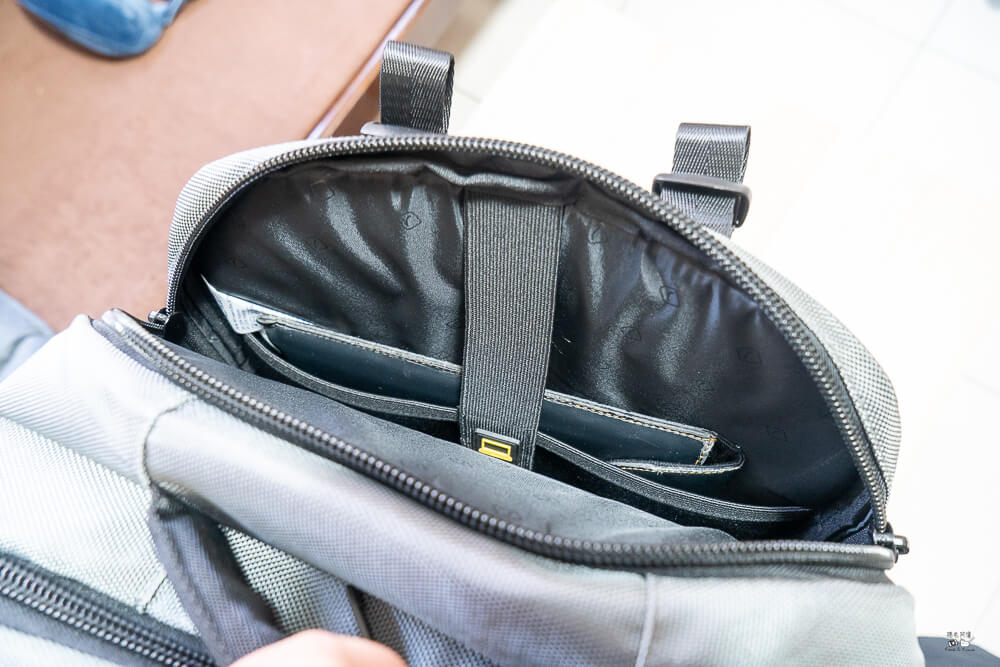 2026旅行後背包推薦,2026旅遊好物推薦,2026旅遊小物推薦,2026飛機枕推薦,Travel Blue 後背包,Travel Blue 收納袋,Travel Blue 旅行袋,Travel Blue 旅行頸枕,Travel Blue 特大型旅行摺疊袋,Travel Blue 藍旅,Travel Blue 飛機枕,出國必備好物,搭飛機必備,旅行收納好物,旅行背包推薦,旅遊必備好物 @捲毛阿偉 Travel Blue 藍旅,Travel Blue 後背包,Travel Blue 旅行頸枕,Travel Blue 飛機枕,Travel Blue 特大型旅行摺疊袋,Travel Blue 旅行袋,Travel Blue 收納袋,出國必備好物,旅遊必備好物,搭飛機必備,旅行收納好物,2026旅遊小物推薦,2026飛機枕推薦,2026旅遊好物推薦,旅行背包推薦,2026旅行後背包推薦