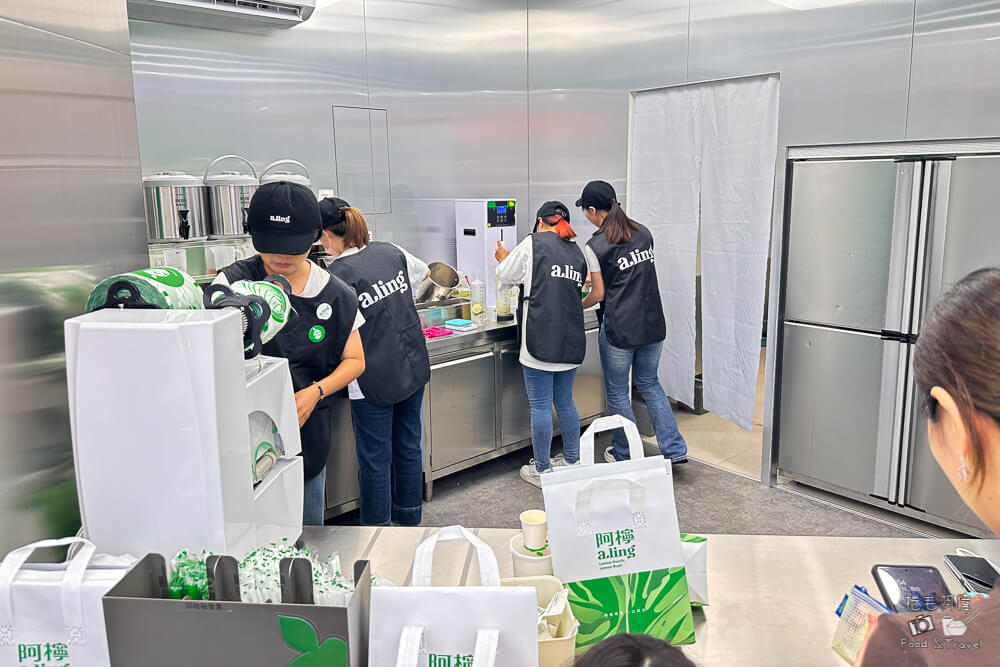 阿檸ALING,阿檸,阿檸飲料店,台中飲料,一中飲料,一中飲料店,台中飲料店,爆打檸檬,一中美食