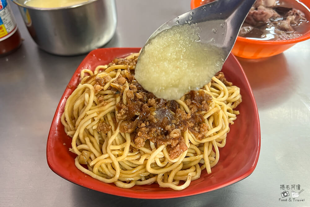 阿生師炒麵,阿生師大骨湯,台中炒麵推薦,台中大骨湯,台中平價美食,台中早餐炒麵,大骨湯炒麵,台中小吃推薦,太平炒麵,太平美食