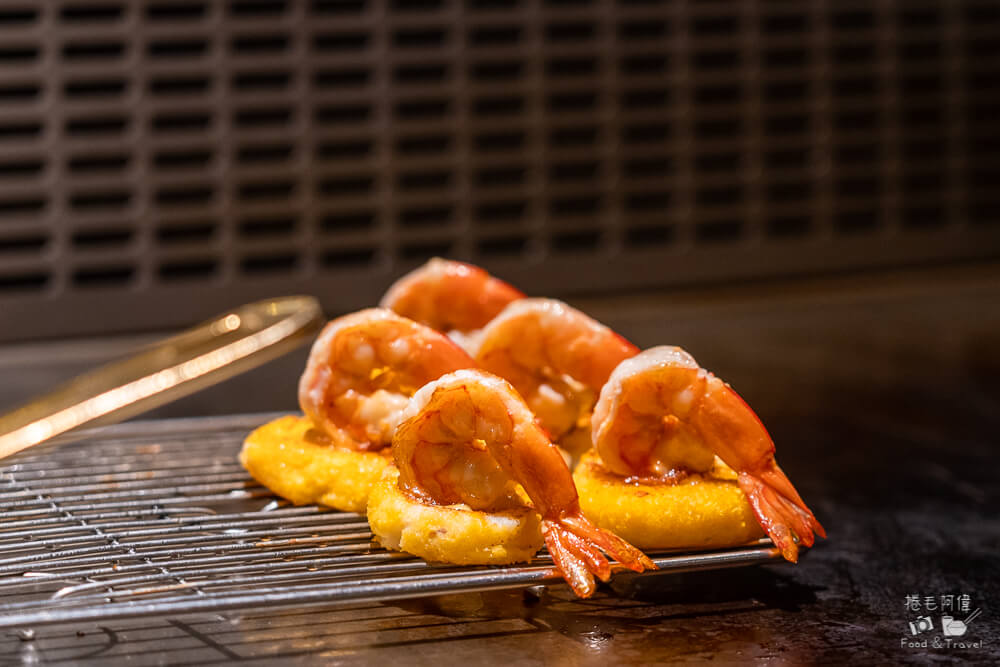 夏慕尼, 夏慕尼,台中餐廳,台中美食,王品集團,火焰鐵板燒,套餐料理,浪漫餐廳,約會餐廳,慶生首選,精緻排餐,特色甜點