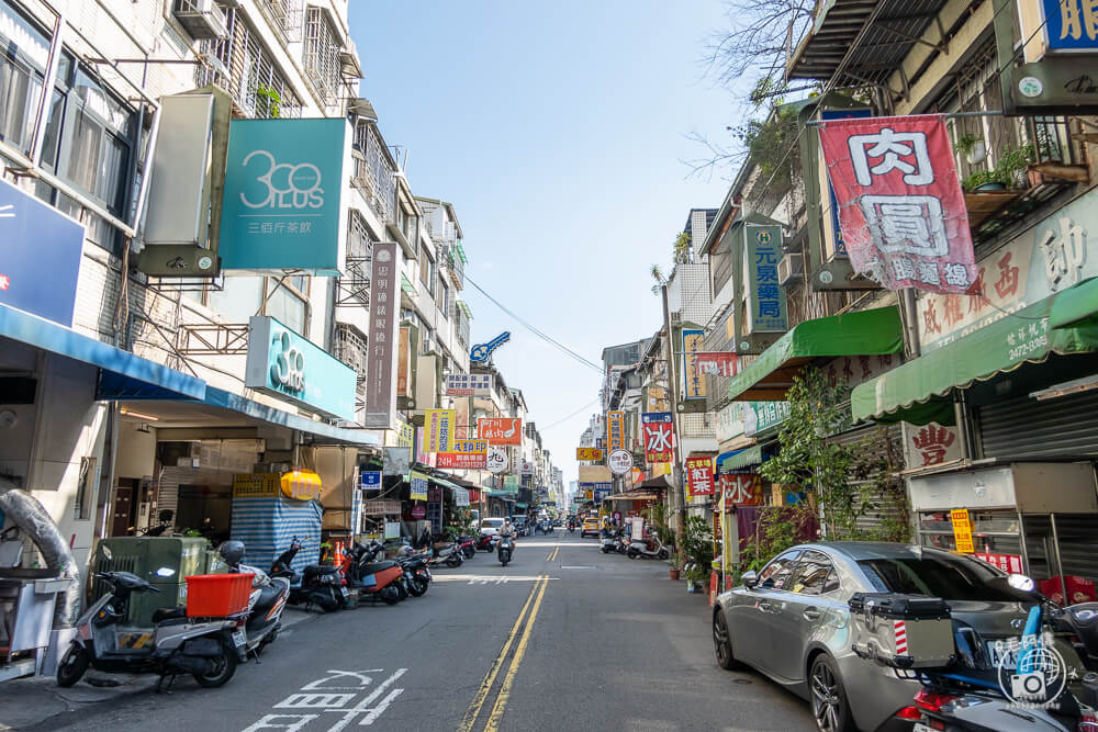 嘉義阡涼麵,嘉義千涼麵,台中嘉義涼麵,台中涼麵,台中美食,勤美美食,美村路美食,美村美食,向上路美食,向上市場美食,中美街美食,台中西區美食