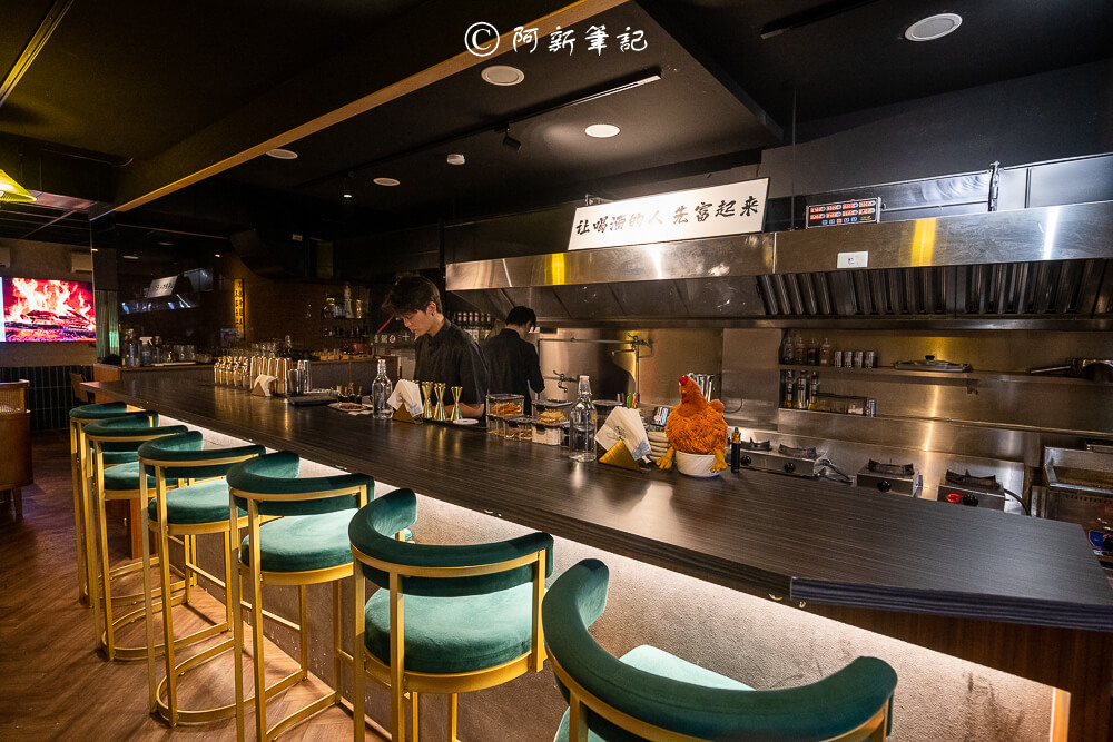 雲璽樓,雲璽樓 Cloema bistro,Cloema,台中西屯酒吧,逢甲夜市,逢甲夜市餐酒館,逢甲餐酒館,逢甲酒吧,雲璽樓菜單,逢甲美食,台中餐酒館,台中美食