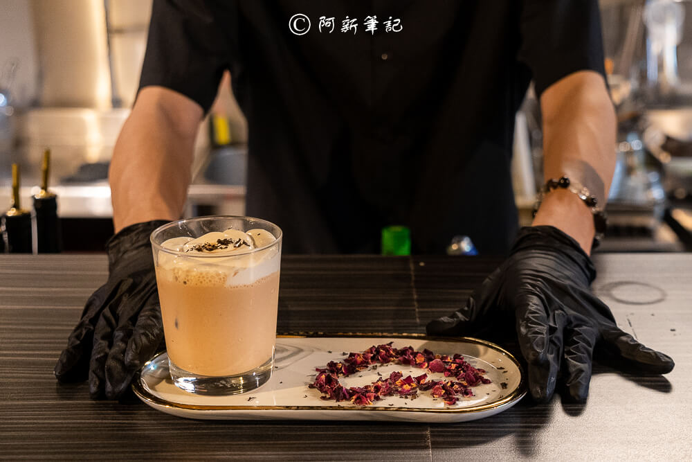 雲璽樓,雲璽樓 Cloema bistro,Cloema,台中西屯酒吧,逢甲夜市,逢甲夜市餐酒館,逢甲餐酒館,逢甲酒吧,雲璽樓菜單,逢甲美食,台中餐酒館,台中美食