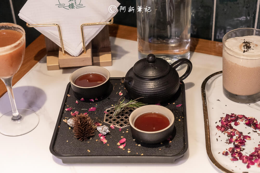 雲璽樓,雲璽樓 Cloema bistro,Cloema,台中西屯酒吧,逢甲夜市,逢甲夜市餐酒館,逢甲餐酒館,逢甲酒吧,雲璽樓菜單,逢甲美食,台中餐酒館,台中美食