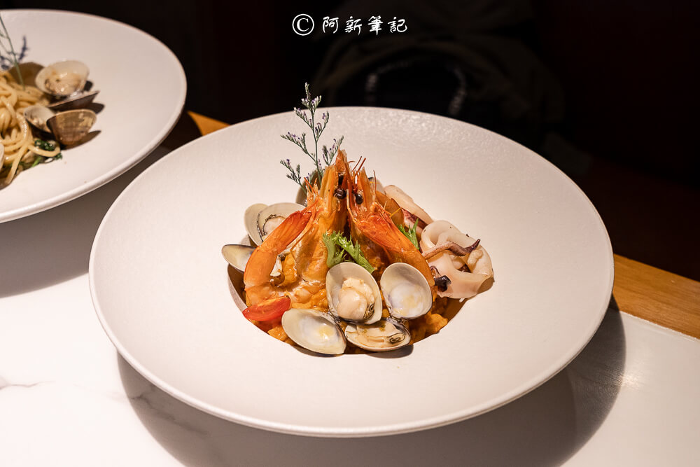 雲璽樓,雲璽樓 Cloema bistro,Cloema,台中西屯酒吧,逢甲夜市,逢甲夜市餐酒館,逢甲餐酒館,逢甲酒吧,雲璽樓菜單,逢甲美食,台中餐酒館,台中美食