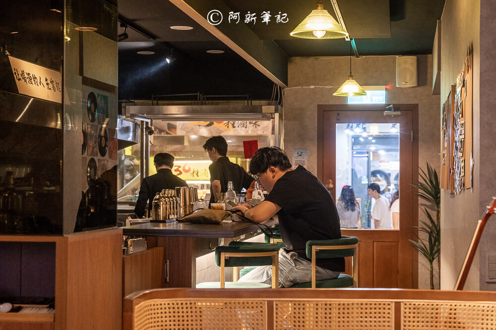 雲璽樓,雲璽樓 Cloema bistro,Cloema,台中西屯酒吧,逢甲夜市,逢甲夜市餐酒館,逢甲餐酒館,逢甲酒吧,雲璽樓菜單,逢甲美食,台中餐酒館,台中美食