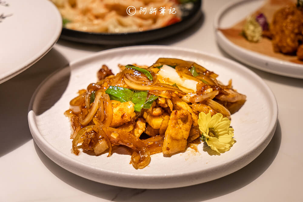 雲璽樓,雲璽樓 Cloema bistro,Cloema,台中西屯酒吧,逢甲夜市,逢甲夜市餐酒館,逢甲餐酒館,逢甲酒吧,雲璽樓菜單,逢甲美食,台中餐酒館,台中美食