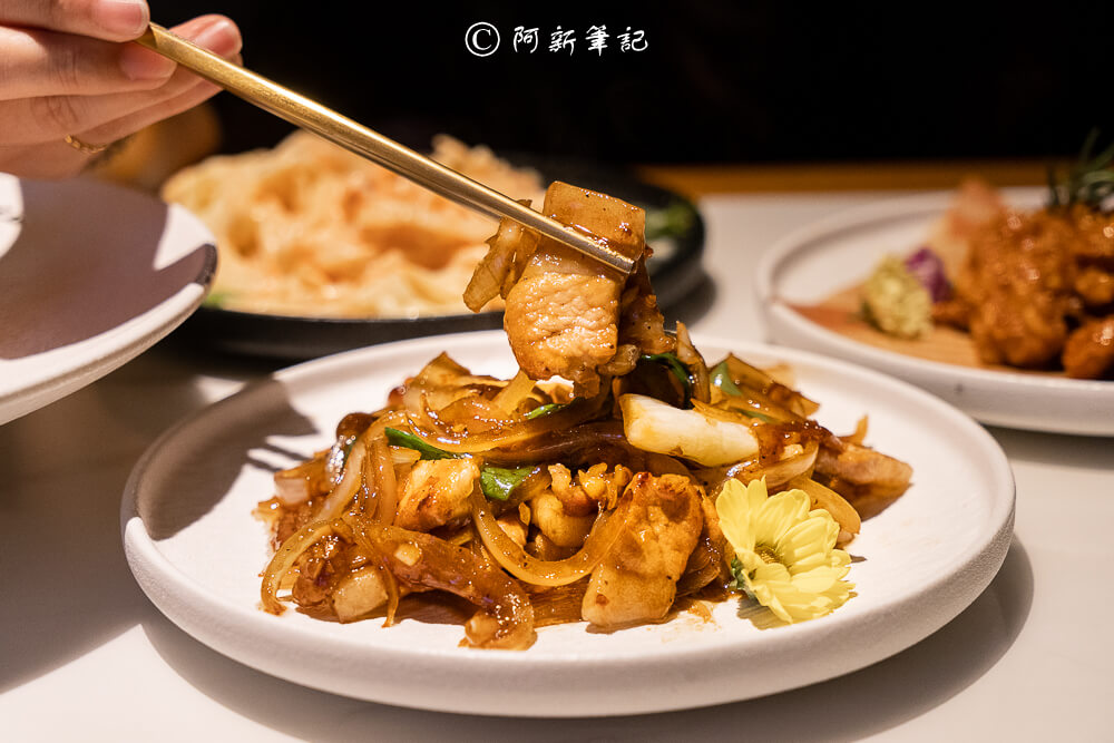 雲璽樓,雲璽樓 Cloema bistro,Cloema,台中西屯酒吧,逢甲夜市,逢甲夜市餐酒館,逢甲餐酒館,逢甲酒吧,雲璽樓菜單,逢甲美食,台中餐酒館,台中美食
