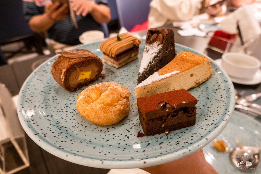 漢來海港,漢來海港自助餐,漢來美食,海港餐廳,吃到飽,自助餐,台中美食,台中漢來,台中漢來海港,台中自助餐,台中吃到飽,聚餐推薦,海鮮餐廳,百匯餐廳,美食推薦,餐廳推薦,飯店美食,家庭聚餐,節日聚餐,高CP值餐廳,吃到飽推薦