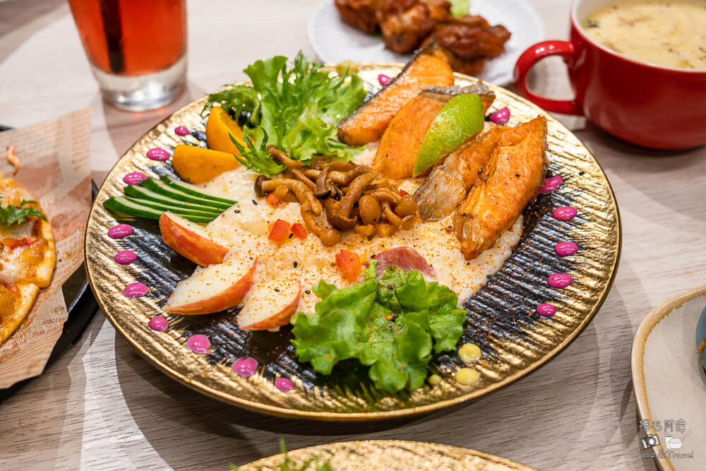 洄流餐食,洄流餐食菜單,回流餐食,一中街貓咪餐廳,一中餐廳,一中寵物餐廳,一中美食,台中美食,台中餐廳
