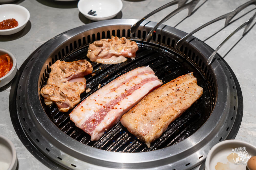 紫木槿韓國烤肉 | 台中築間新品牌！主打韓式料理燒烤，風味韓的可以～推推 111