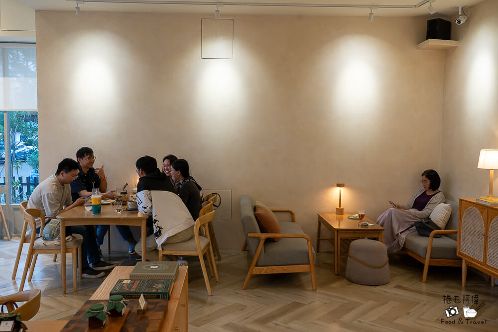 台中下午茶推薦,台中千層蛋糕,台中咖啡,台中咖啡廳,台中回憶甜點菜單,台中捷運美食,台中甜點,台中肉桂捲推薦,回憶甜點,回憶甜點Memory,回憶甜點評價 @捲毛阿偉 回憶甜點Memory,台中回憶甜點菜單,台中甜點,台中下午茶推薦,回憶甜點評價,台中捷運美食,台中肉桂捲推薦,台中千層蛋糕,台中咖啡廳,台中咖啡
