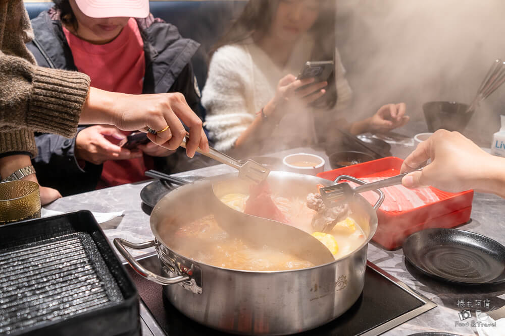 大里小蒙牛,小蒙牛 大里,小蒙牛頂級麻辣鍋,大里麻辣鍋,台中麻辣鍋,大里火鍋,大里鍋物,大里美食,台中火鍋,台中鍋物,台中美食