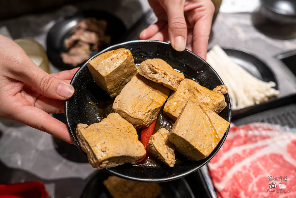 大里小蒙牛,小蒙牛 大里,小蒙牛頂級麻辣鍋,大里麻辣鍋,台中麻辣鍋,大里火鍋,大里鍋物,大里美食,台中火鍋,台中鍋物,台中美食