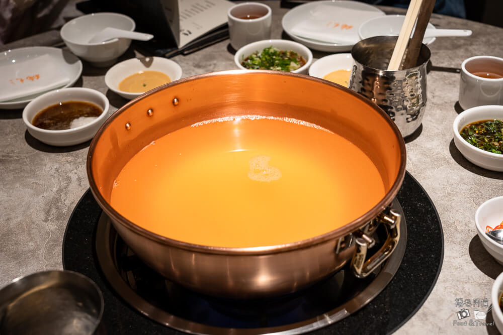 橘色涮涮屋台中館,橘色涮涮鍋,台中火鍋,台中美食,台中和牛,台中海鮮鍋物,台中餐廳,台中火鍋推薦