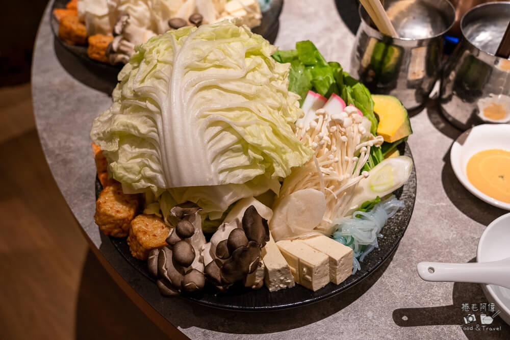 橘色涮涮屋台中館,橘色涮涮鍋,台中火鍋,台中美食,台中和牛,台中海鮮鍋物,台中餐廳,台中火鍋推薦