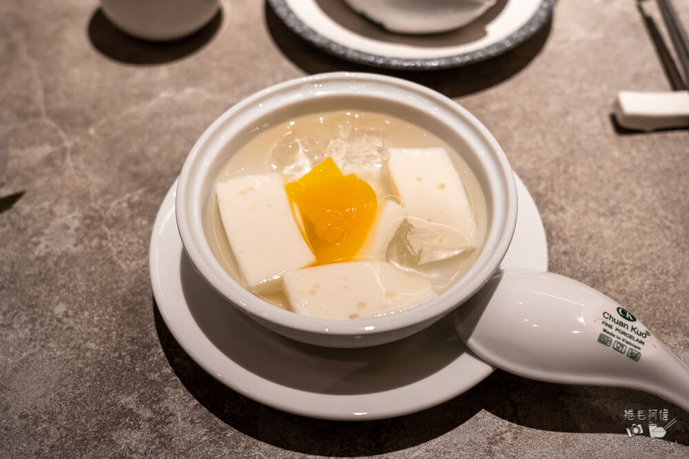 橘色涮涮屋台中館,橘色涮涮鍋,台中火鍋,台中美食,台中和牛,台中海鮮鍋物,台中餐廳,台中火鍋推薦