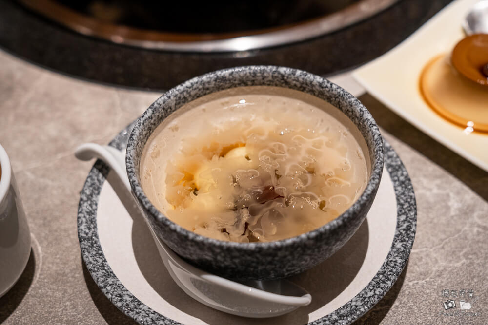 橘色涮涮屋台中館,橘色涮涮鍋,台中火鍋,台中美食,台中和牛,台中海鮮鍋物,台中餐廳,台中火鍋推薦