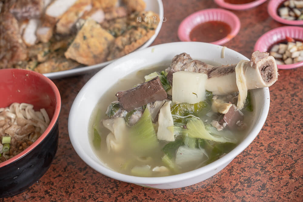 豬頭三,豬頭三大坑炸粿蚵嗲,大坑炸粿蚵嗲,豬頭三營業時間,豬頭三菜單,大坑豬頭三,大坑美食,台中美食,台中小吃