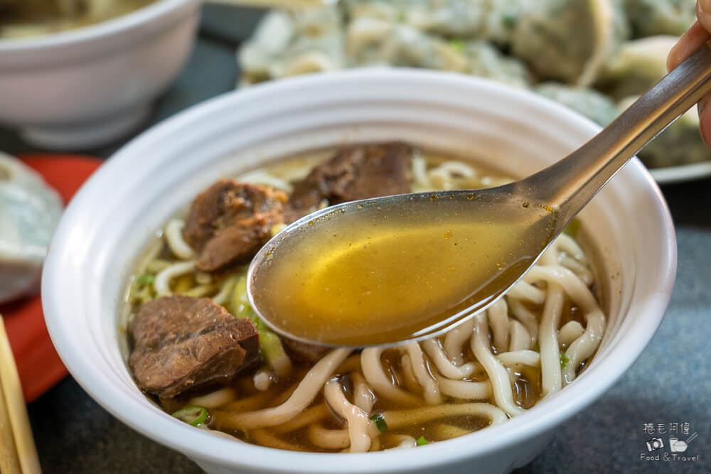 山東老牌水餃牛肉麵,山東老牌水餃,山東老牌,台中水餃,台中牛肉麵,台中美食,北屯美食