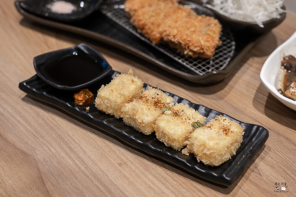 信川屋,信川屋博多豚骨拉麵店,勤美美食,勤美隱藏拉麵,台中信川屋博多豚骨拉麵店,台中拉麵,台中美食,台中隱藏拉麵,台中餐廳 @捲毛阿偉 信川屋,信川屋博多豚骨拉麵店,勤美隱藏拉麵,台中信川屋博多豚骨拉麵店,台中隱藏拉麵,台中拉麵,勤美美食,台中美食,台中餐廳