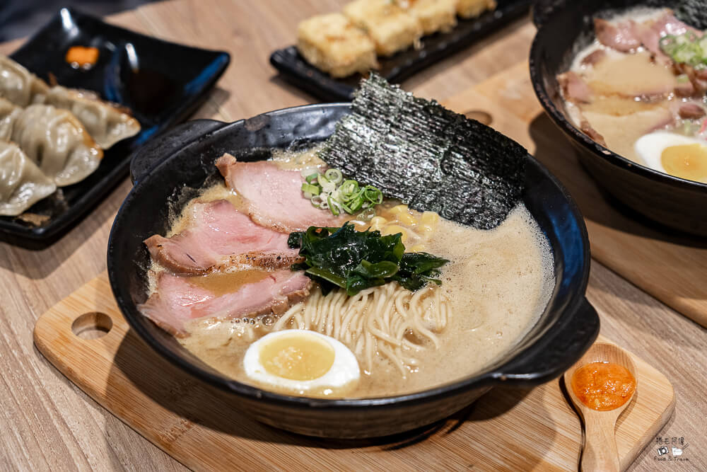 信川屋,信川屋博多豚骨拉麵店,勤美美食,勤美隱藏拉麵,台中信川屋博多豚骨拉麵店,台中拉麵,台中美食,台中隱藏拉麵,台中餐廳 @捲毛阿偉 信川屋,信川屋博多豚骨拉麵店,勤美隱藏拉麵,台中信川屋博多豚骨拉麵店,台中隱藏拉麵,台中拉麵,勤美美食,台中美食,台中餐廳