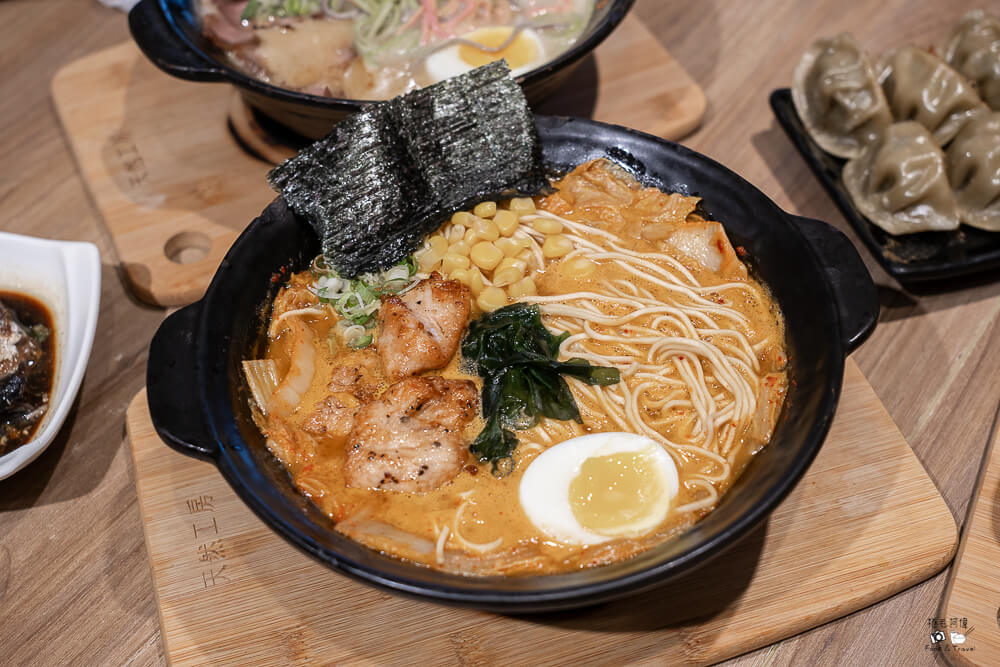 信川屋,信川屋博多豚骨拉麵店,勤美美食,勤美隱藏拉麵,台中信川屋博多豚骨拉麵店,台中拉麵,台中美食,台中隱藏拉麵,台中餐廳 @捲毛阿偉 信川屋,信川屋博多豚骨拉麵店,勤美隱藏拉麵,台中信川屋博多豚骨拉麵店,台中隱藏拉麵,台中拉麵,勤美美食,台中美食,台中餐廳